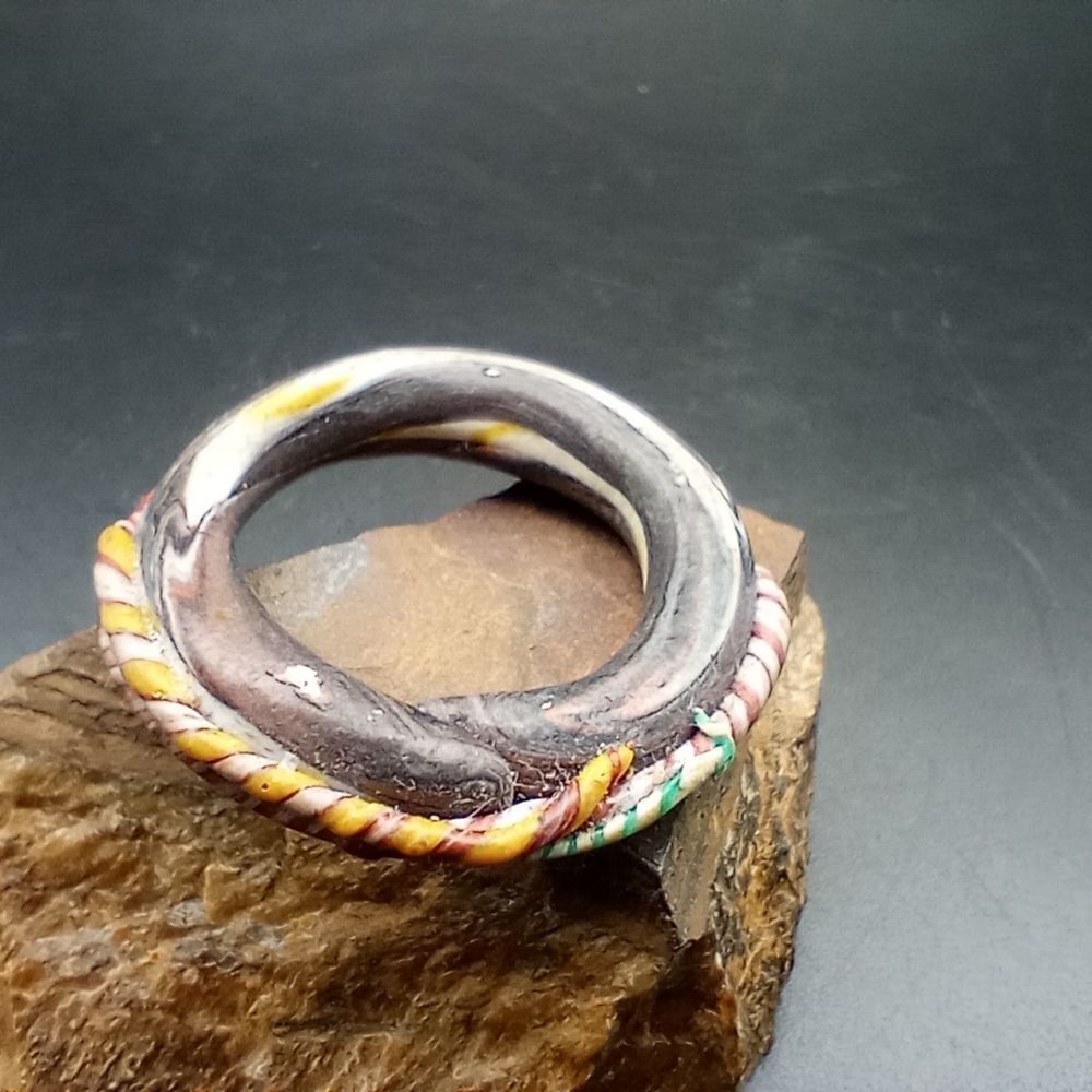 Native twist ring size 8 R217
